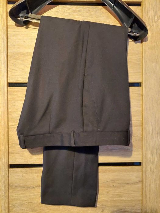 Garnitur klasyczny czarny