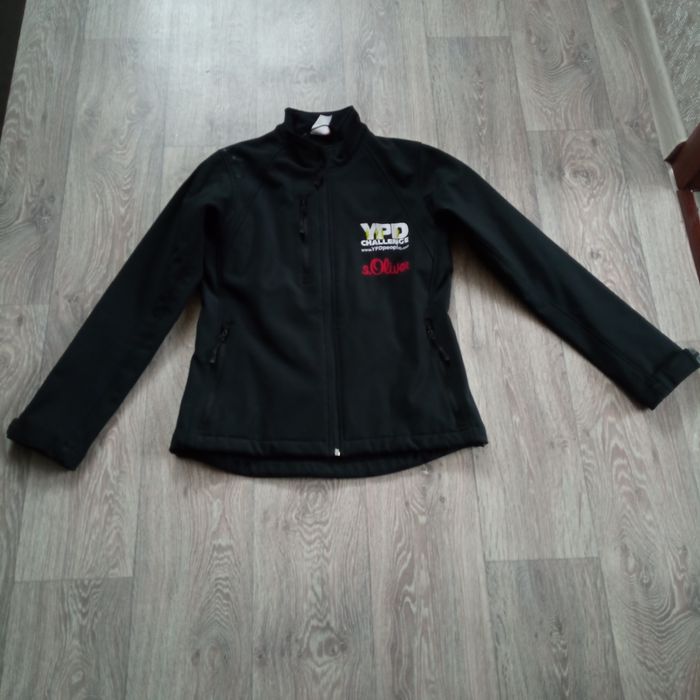 Жіноча куртка softshell s.Oliver