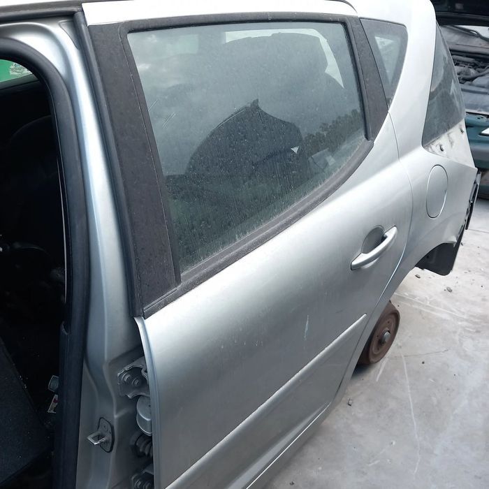 Porta tras completa lado passageiro peugeot 207 sw