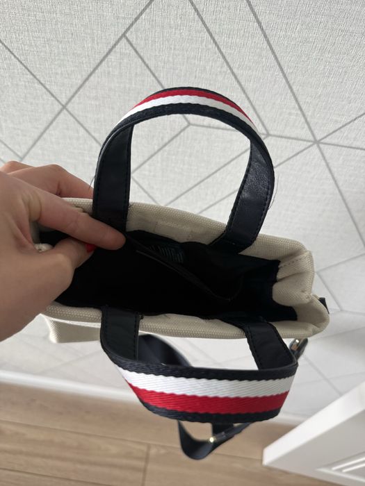 Сумка оригінальна, жіноча Tommy Hilfiger