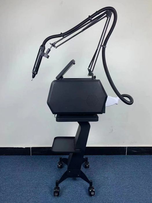 LASER YAG PICO - Tatuagens, Onicomicoses, Peeling Hollywood..