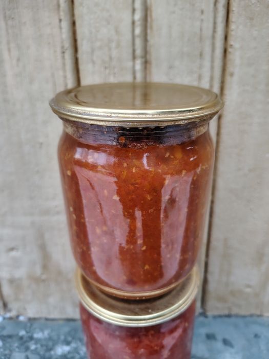 Домашня аджика, середньої гостроти