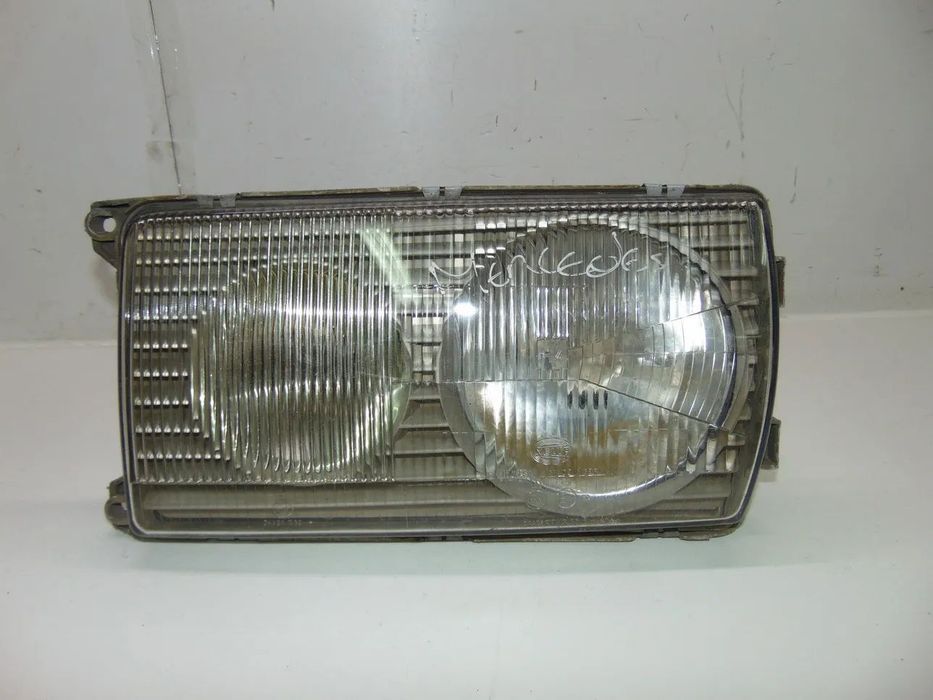 Mercedes w123 farol