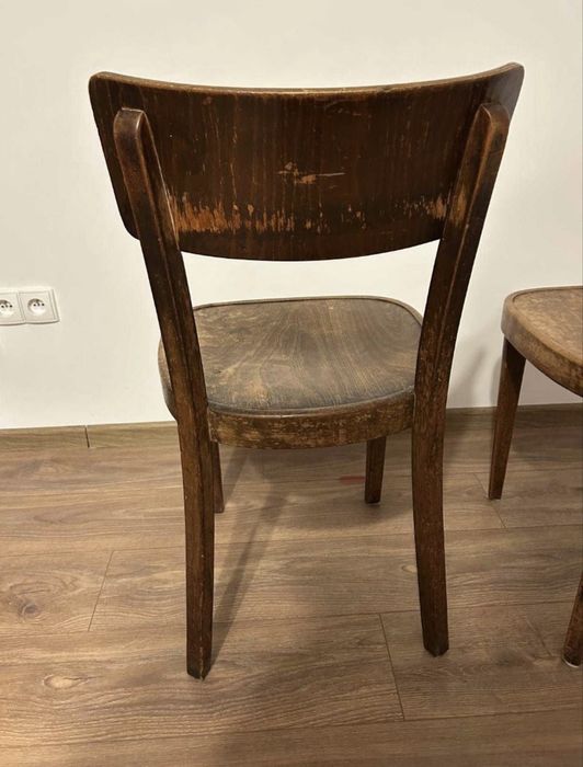 Krzesła drewniane, gięte, stare, zabytkowe firmy Thonet