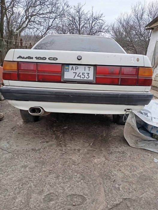 Продам Audi 100