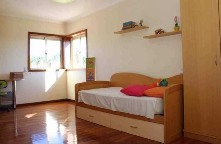 Quarto juvenil completo