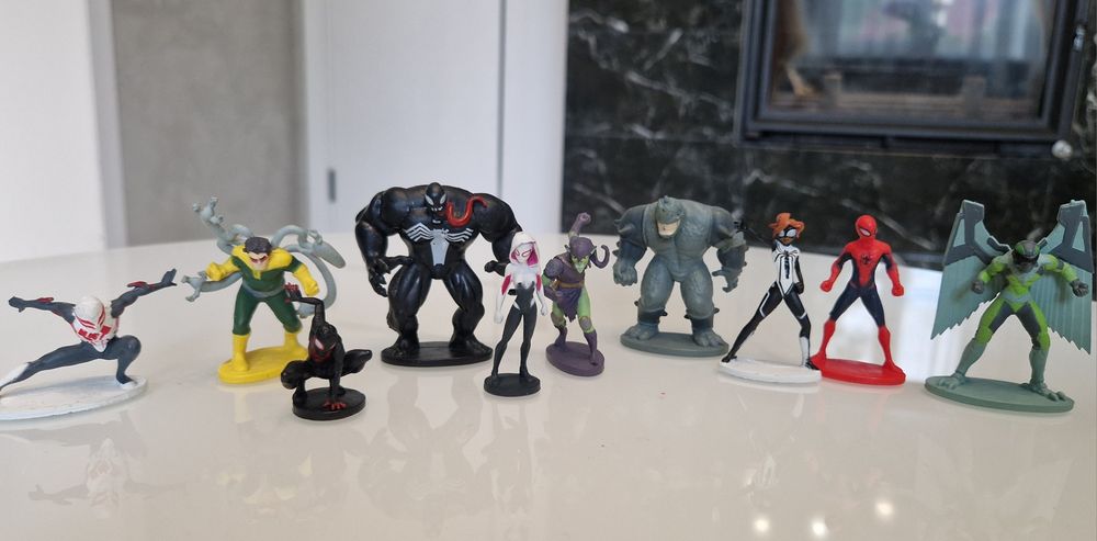 Колекційні фігурки marvel