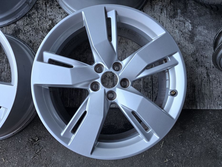Sprzedam Jak Nowe Oryginalne Alufelgi Audi 19" 5x112 8j ET39