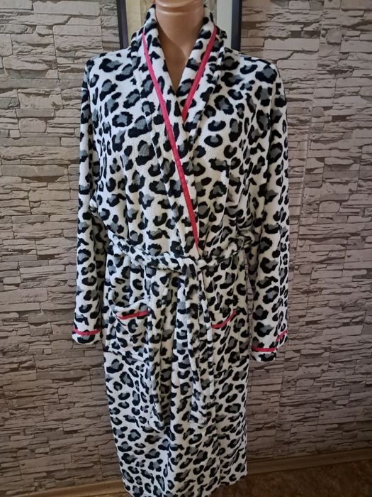 Женские ХАЛАТЫ- разные модели.