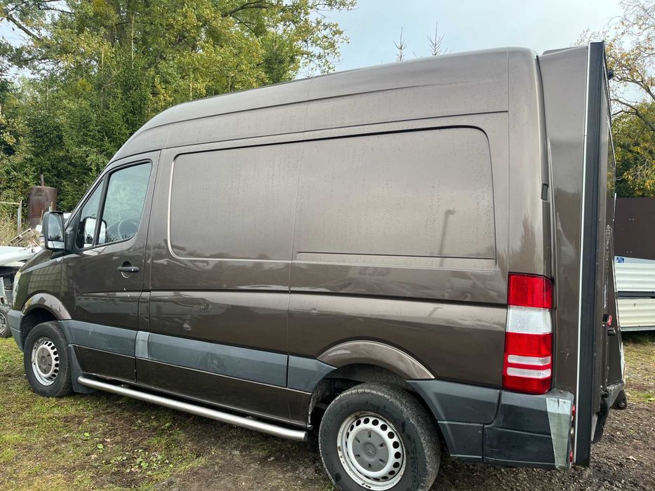 Sprzedam mercedesa sprintera z windą  rzadki okaz