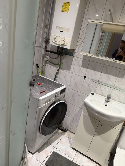 Kawalerkę w doskonałej  lokalizacji wynajmę