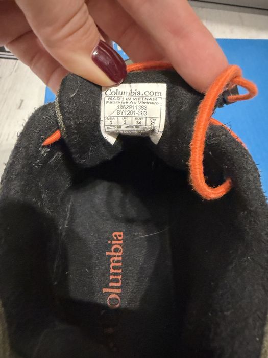 Продам кросівки Columbia