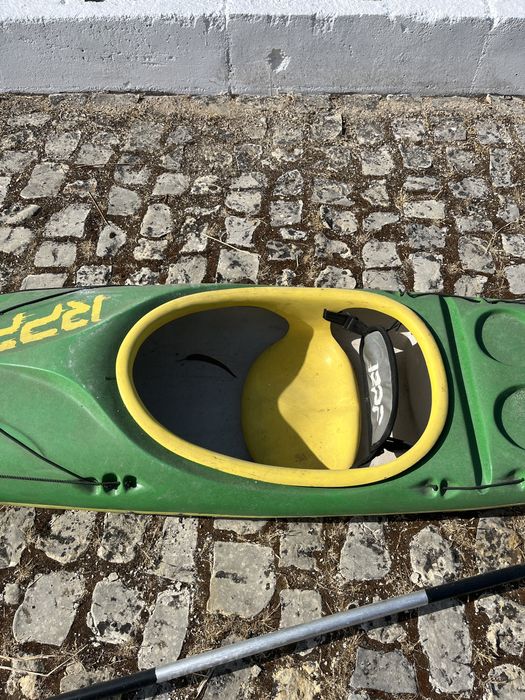 Kayak RPF Usado em Fibra