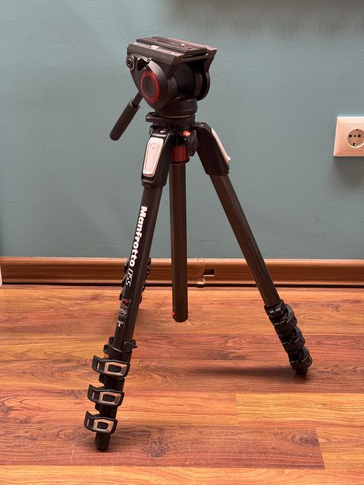 Продам штатив monfrotto 550