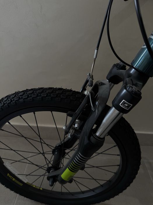 Продам дитясий велосипед для 5-7річного віку