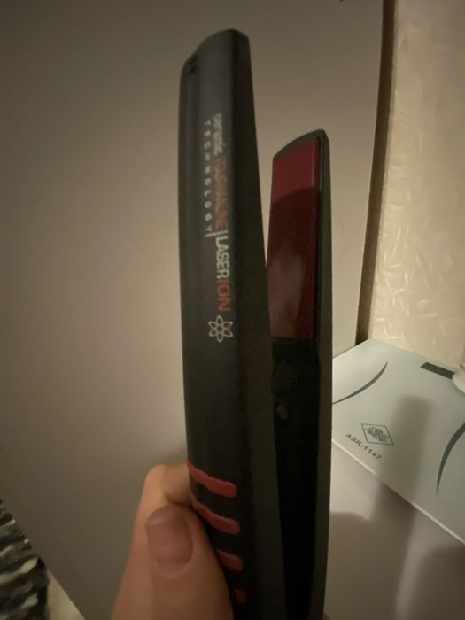 Вирівнювач волосся