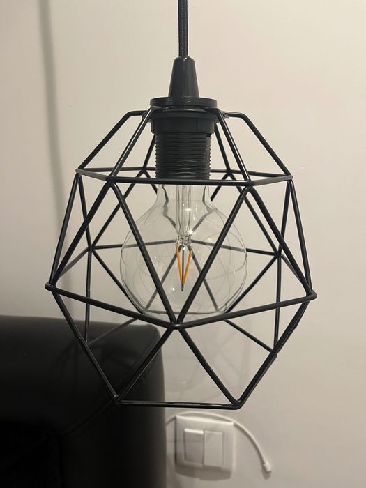 Candeeiros teto pretos