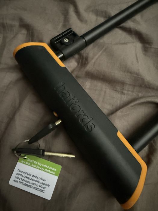 Zapięcie rowerowe Halfords Core 23 cm