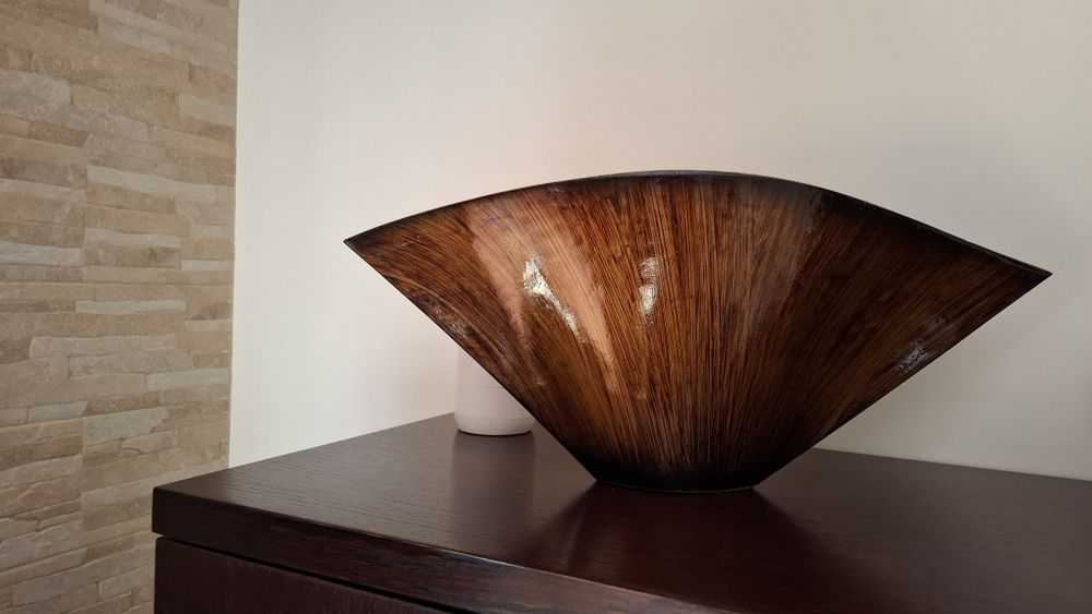 Jarra oval castanha
