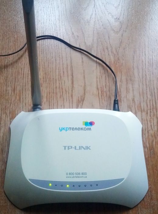 Маршрутизатор і 8 антен б/в на вибір.