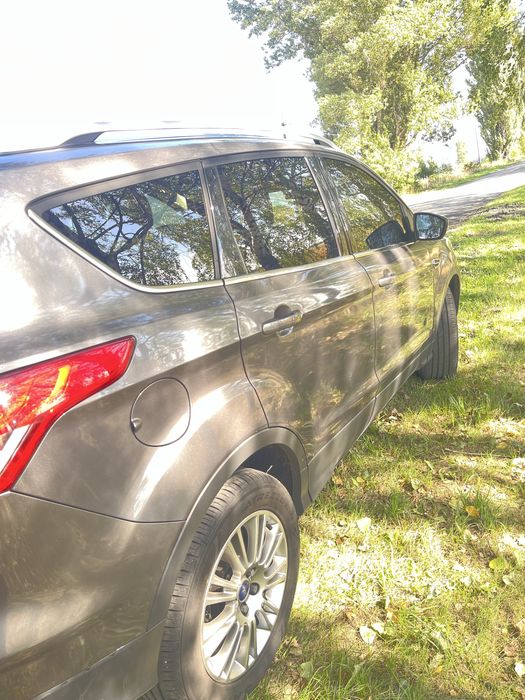 Ford Kuga 2.0 дизель Titanium