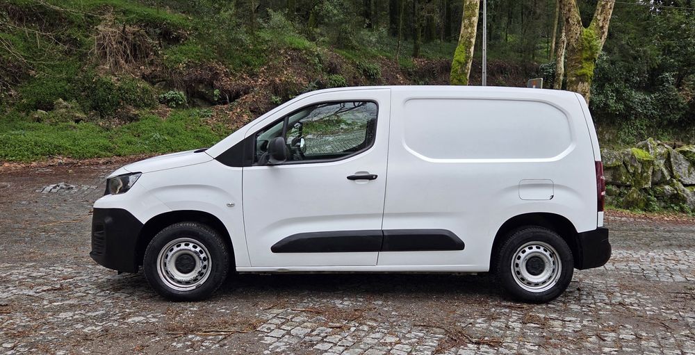 Peugeot Partner Premium 1.5 HDi 100cv