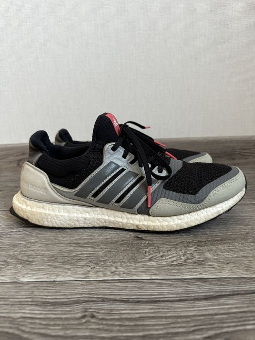 Кроссовки adidas 44р.