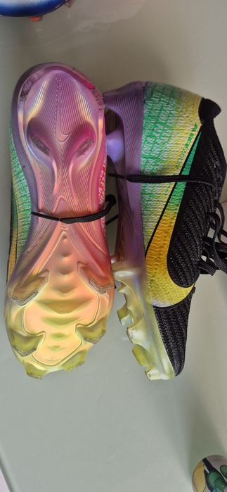 Chuteiras Nike Vini Voa