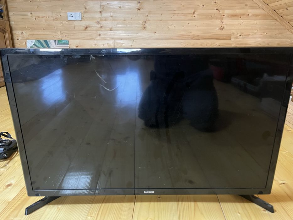 Телевізор самсунг розбитий екран