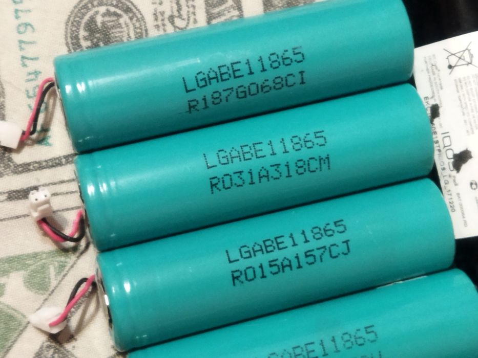 Аккумуляторы фирменные 18650 LG lgabe11865 3000мАч: 5 800 грн ...
