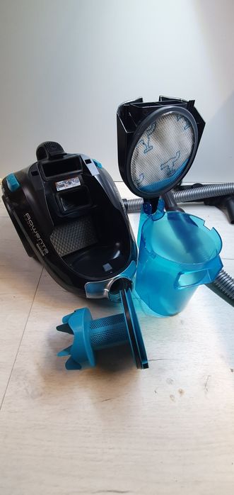 Odkurzacz bezworkowy Rowenta 750W kolor czarny/niebieski