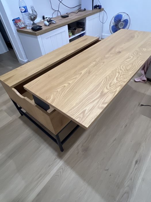 Mesa de sala que da para fazer refeições