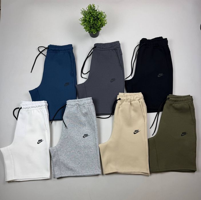 Шорти Nike tech fleece