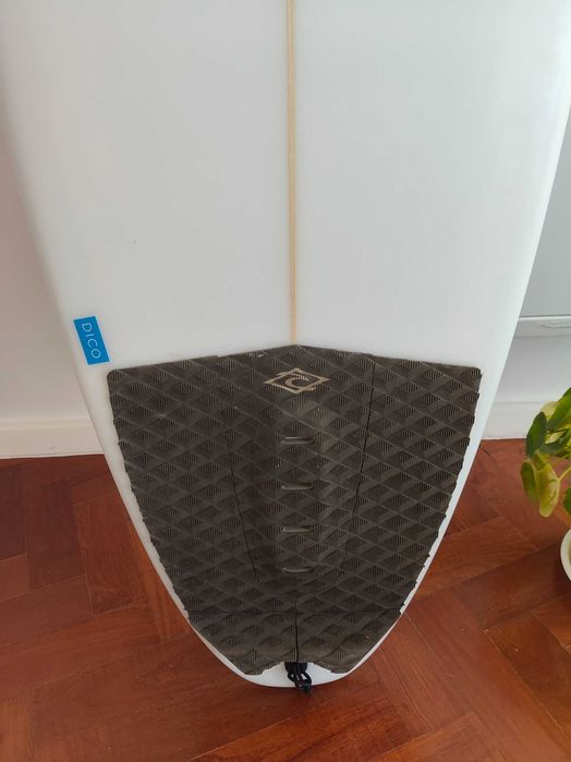 Prancha de Surf DICO 6'2" Thruster (ótimo estado)