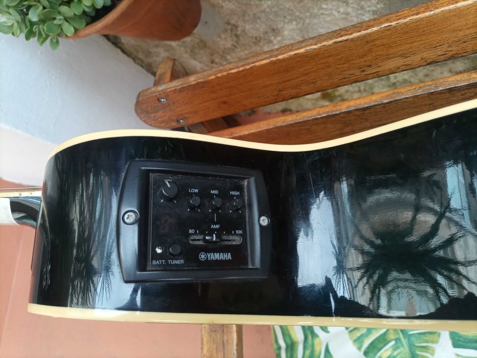 Guitarra Electroacústica Yamaha CPX-500