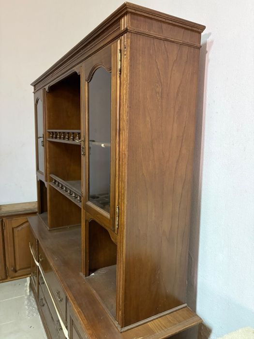Armário de sala de jantar