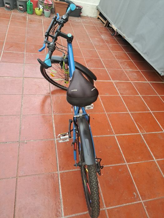 Bicicleta de Montanha – Componentes NOVOS a estrear" o Motivo: de vender não fazer uso mudei as peças mas não chegai usar bicicleta .