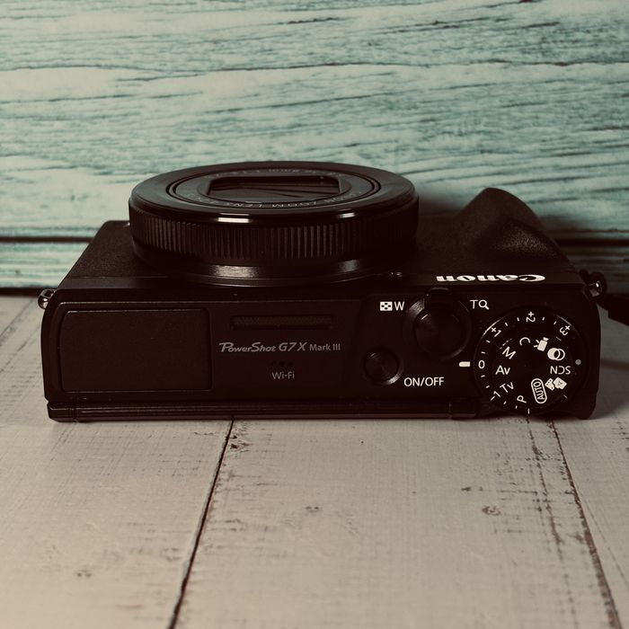 Canon G7X Mark III