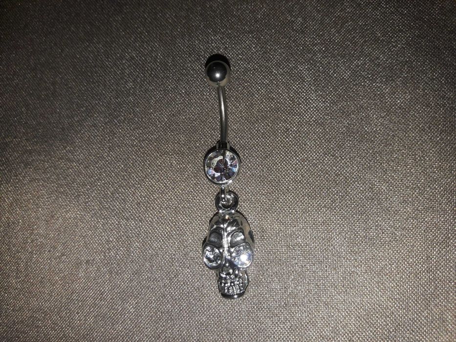 Пирсинг череп, камни swarovski