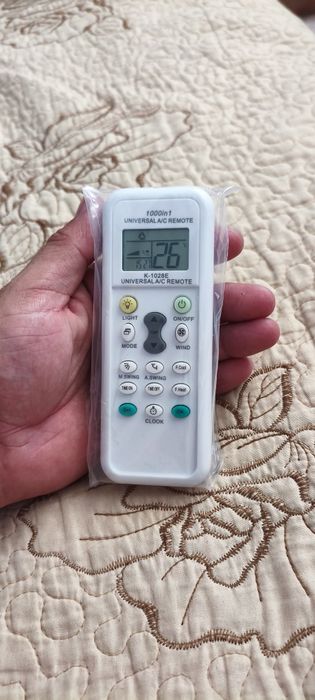 Пульт універсальний до кондиціонерів 1000в1 k1028-e