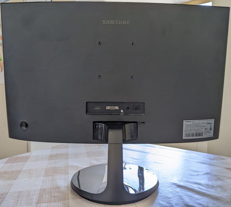 Монітор вигнутий Samsung 24" LC24F390FHIXCI - розбита матриця