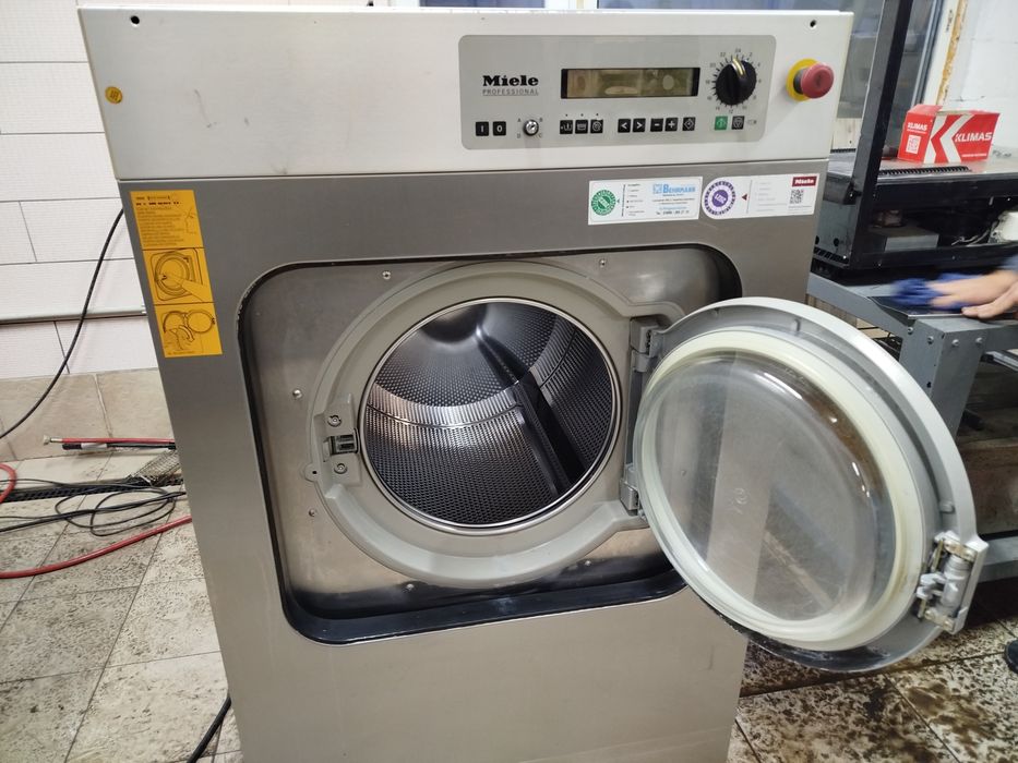 Професійна пральна машина Miele 14-16кг.