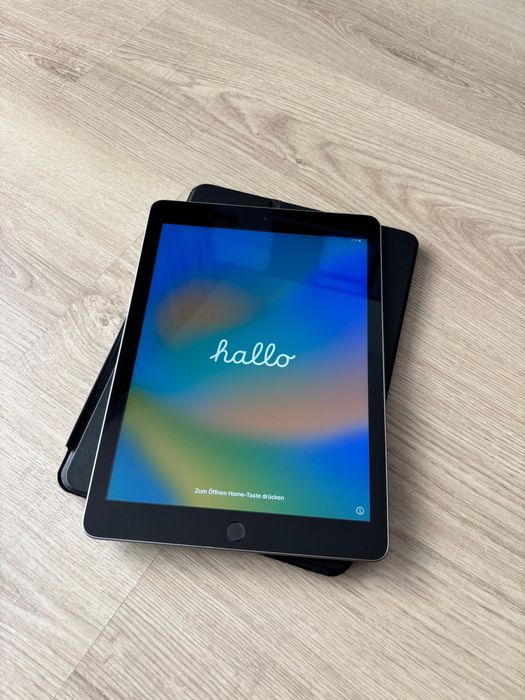 iPad 5 generacji A1822