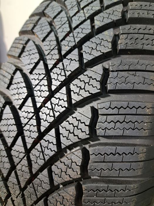 Шини колеса 215 65 R16 BRIDGESTONE Blizzak LM005 резина покришки Зима