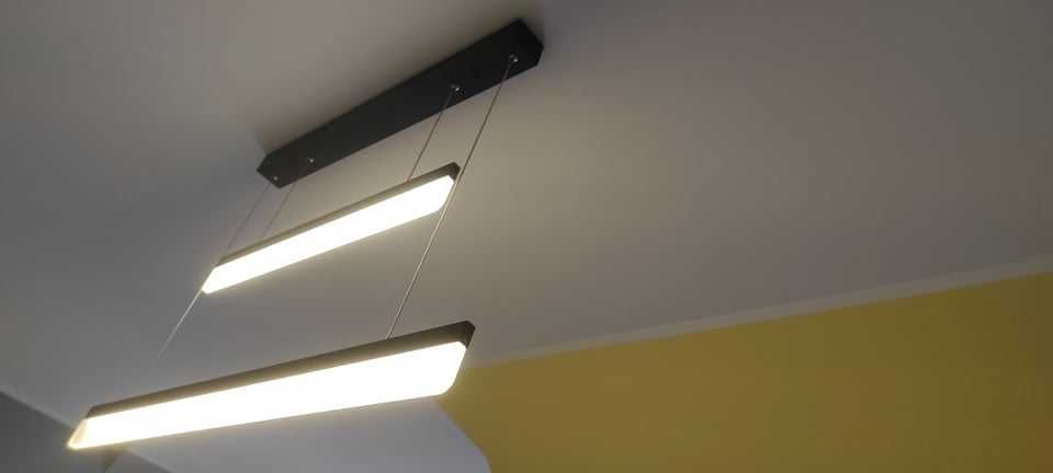 Ledowy żyrandol Dwu paskowy