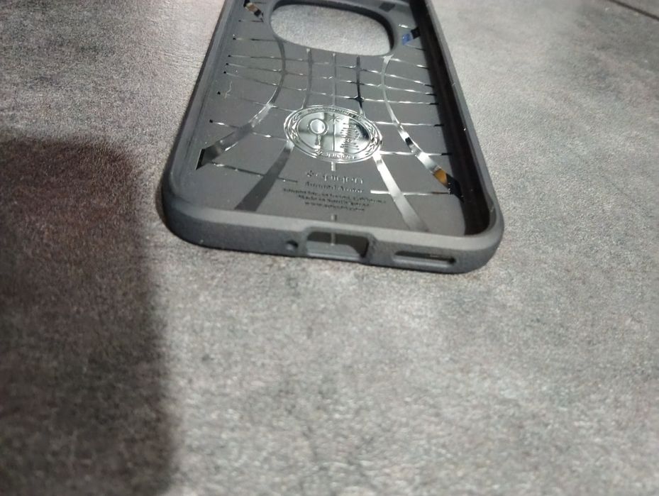 Etui SPIGEN Rugged Armor do Xiaomi Redmi Note 15 Pro 5G Czarny mat