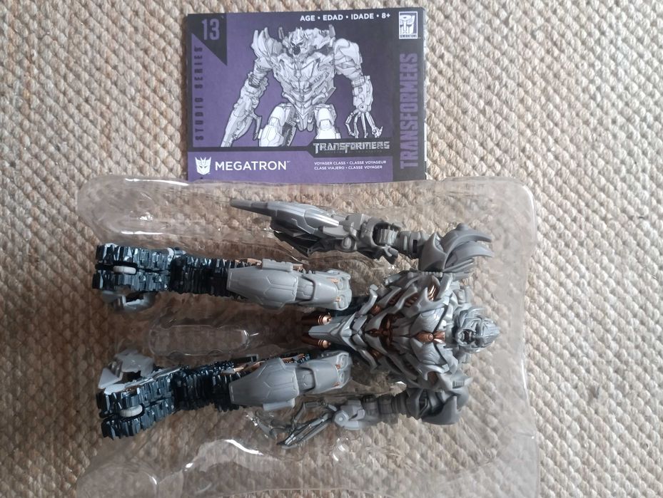 Studio Series SS-13 Megatron Revenge of the fallen