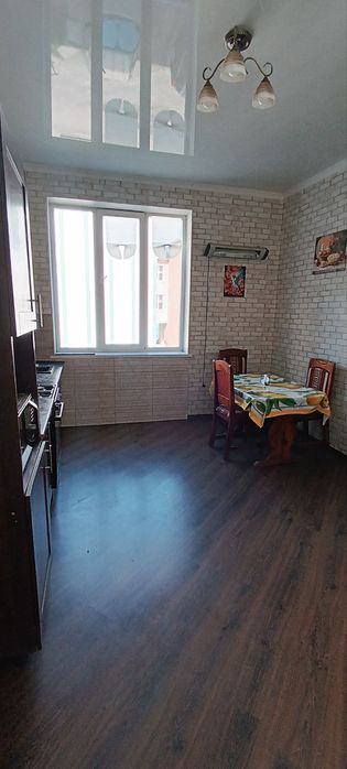 продається 2 кімнатна квартира