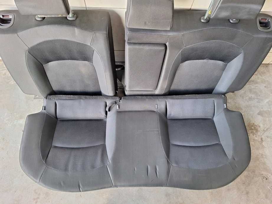 Nissan Qashqai J10 Lift Fotele Kanapa Tył