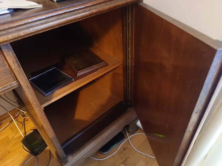 Antyczne biurko z przełomu XIX i XXw.